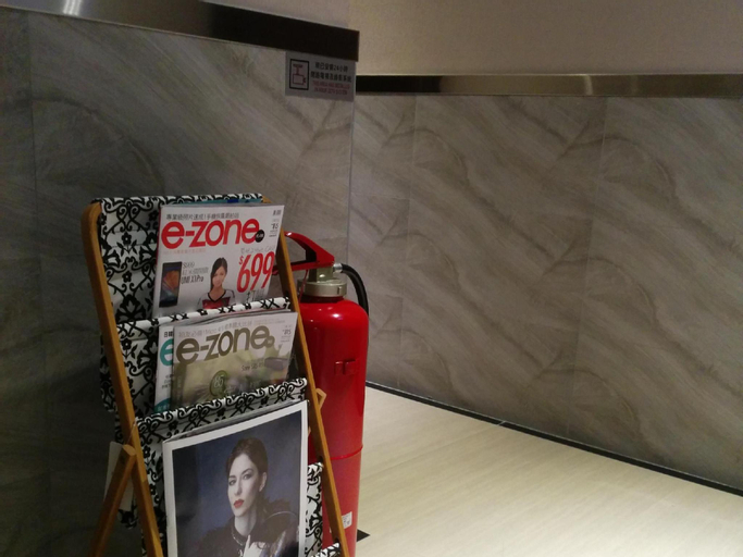 Others 2, LEO Inn Hong Kong, Kowloon