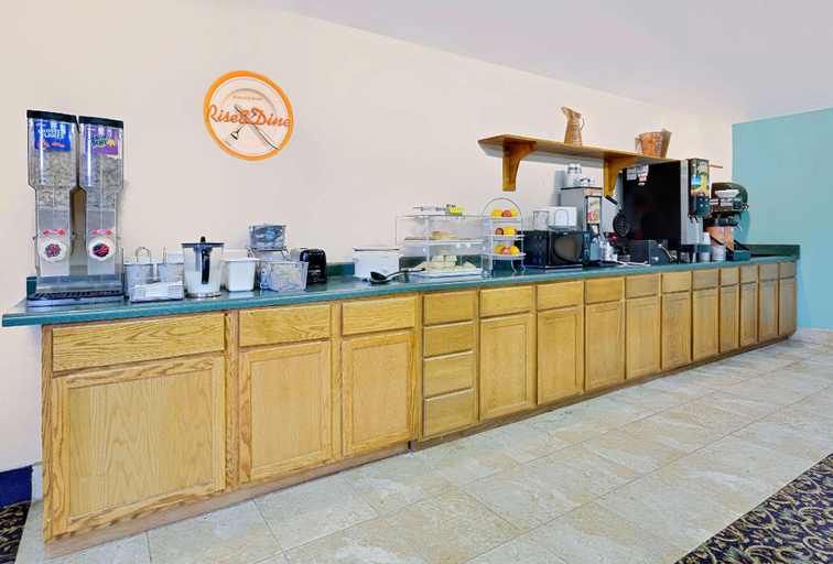 Food & Drinks 5, Howard Johnson by Wyndham Gothenburg, Dawson