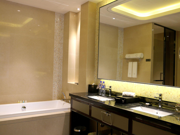 Bathroom 4, Beijing Grand Skylight International Hotel, Beijing