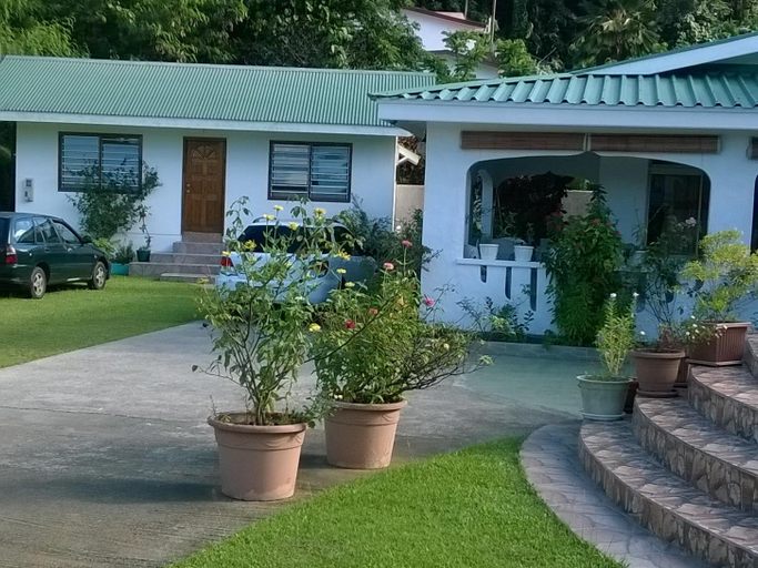 Others 2, Loversnest Self Catering