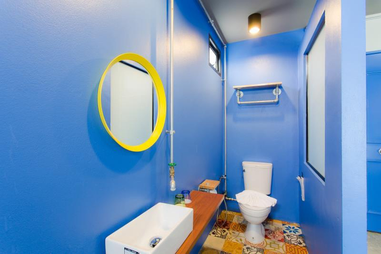Bathroom 3, bloo Hostel, Phuket Island