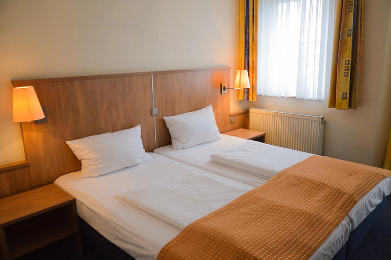 Bedroom 10