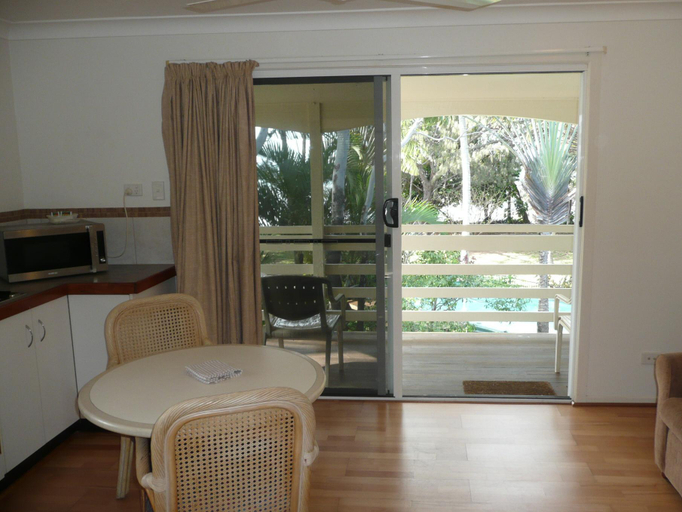 Others 3, Beachside Holiday Units, Bowen