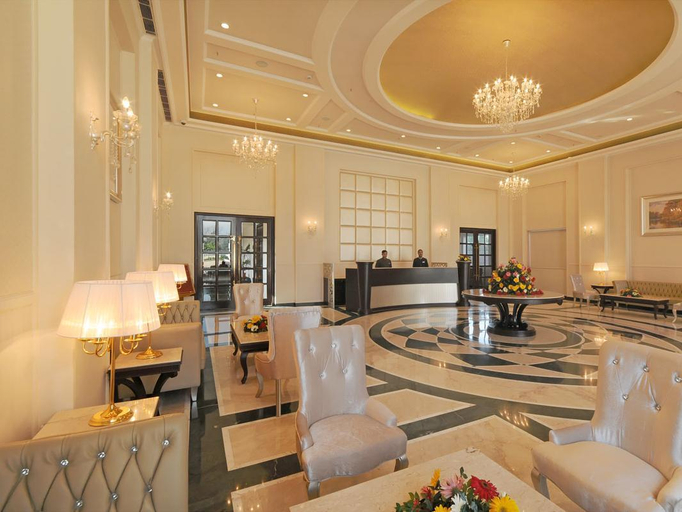 Public Area, Hotel Blue Saphire Countryside, Nainital