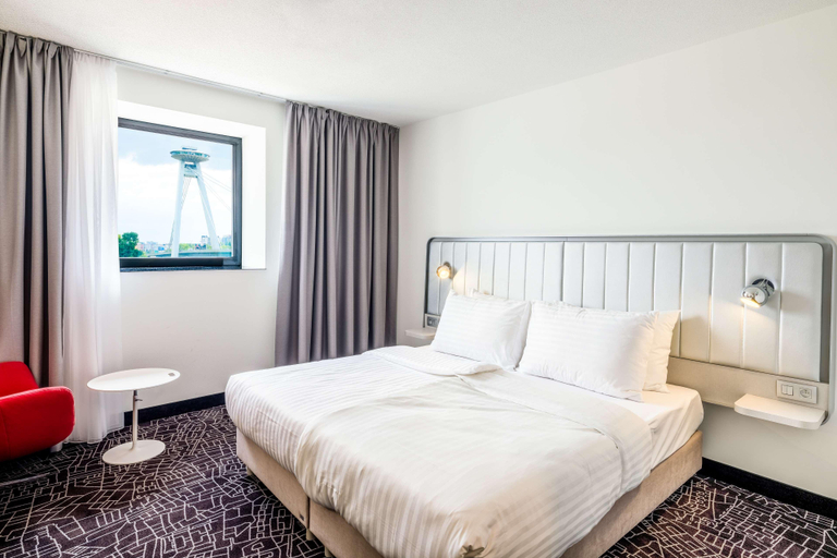 Bedroom 3, Park Inn Danube, Bratislava, Bratislava I