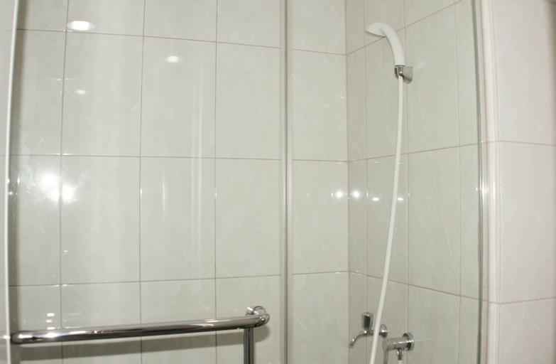 Bedroom 3, Best Choice Studio Room at Springlake Summarecon Bekasi Apartment By Travelio, Bekasi