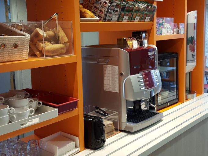 Food & Drinks 5, Premiere Classe Sens Nord - Saint Clement, Yonne