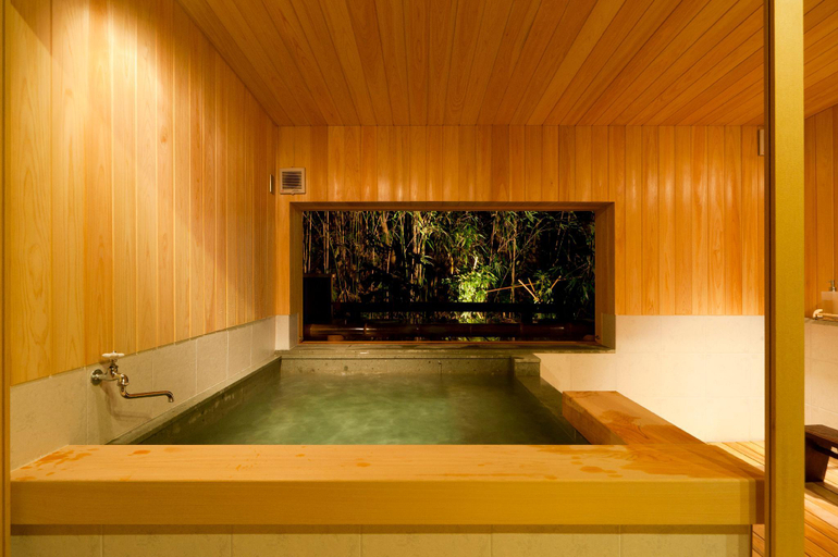 Bathroom 5, Yoshidaya Sannoukaku Ryokan, Kaga