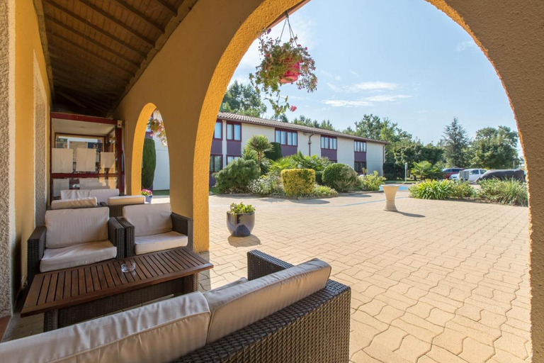 Public Area, Logis Hôtel Solenca, Gers