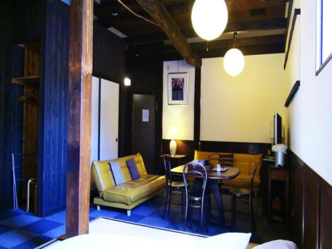 Others 5, Rickshaw inn, Takayama