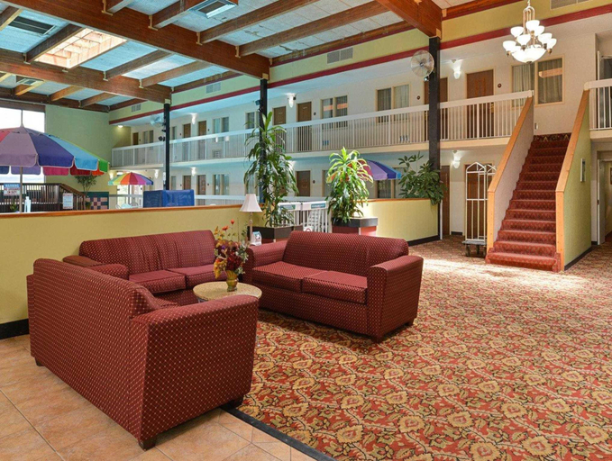 Public Area 2, Quality Inn Trinidad, Las Animas