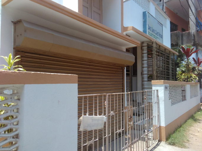 Others 5, Lake Land Guest House, North 24 Parganas