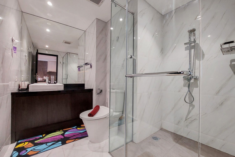 Bedroom 4, Stunning and Spacious 1BR at Branz BSD City Apartment By Travelio, South Tangerang
