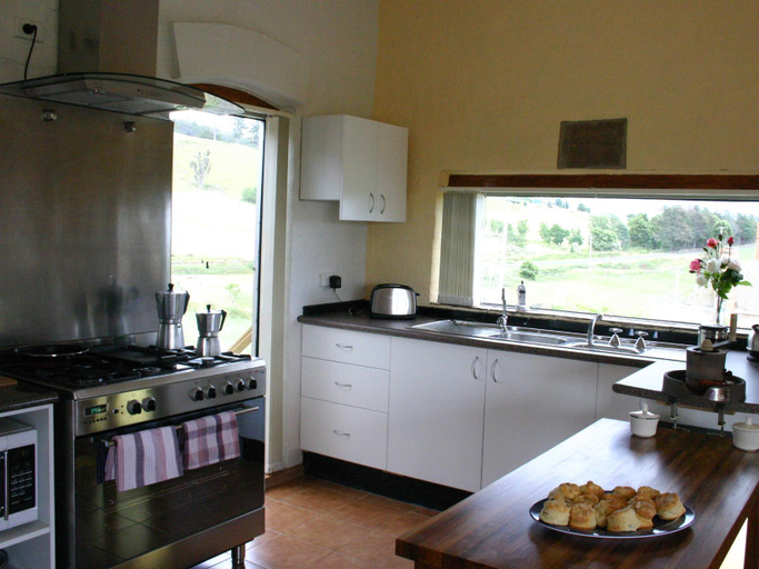 Others 4, Cherry Top Farmstay - Boutique Eco Village, Launceston - Pt C