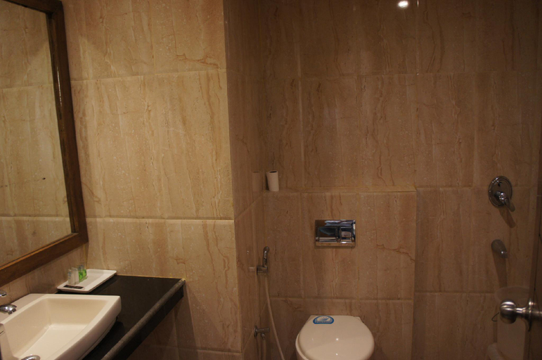 Bathroom 3, Riverside Resorts, Garhwal