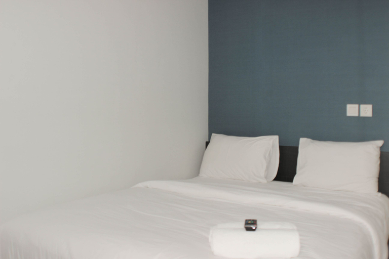 Bedroom 5, Best Choice Studio Room at Springlake Summarecon Bekasi Apartment By Travelio, Bekasi