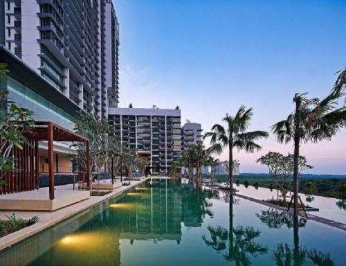Iskandar Residence Modern 2bed Pool Resort Home, Johor Bahru