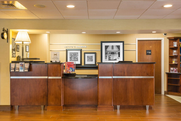 Public Area 2, Hampton Inn Havelock, Craven