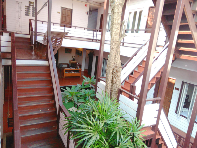 Exterior & Views 2, Thanicha Resort, Amphawa