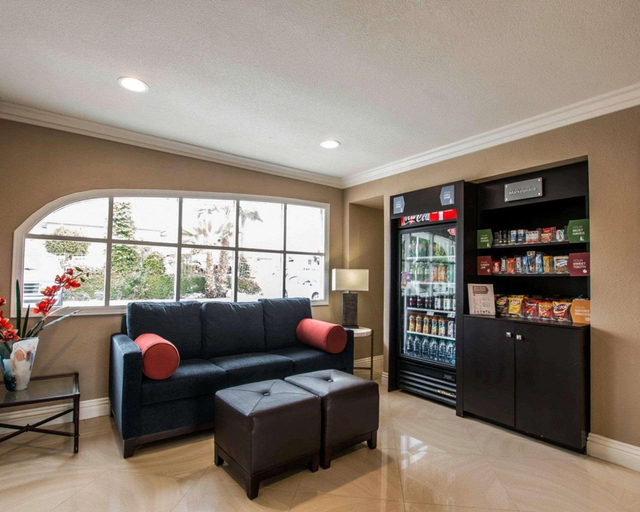 Public Area 2, Comfort Suites San Clemente Beach, Orange