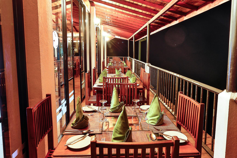 Food & Drinks 5, Thuruliya Hotel, Kothmale