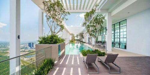 Iskandar Residence Modern 2bed Pool Resort Home, Johor Bahru