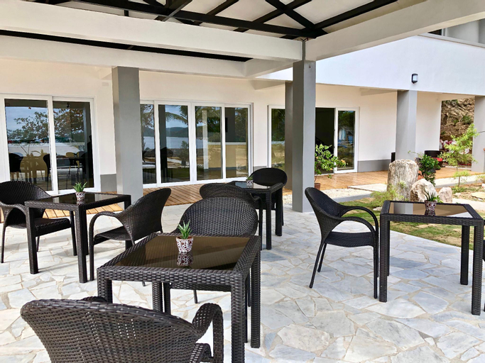 Public Area 4, Sunset Cove Beach and Dive Resort, Romblon