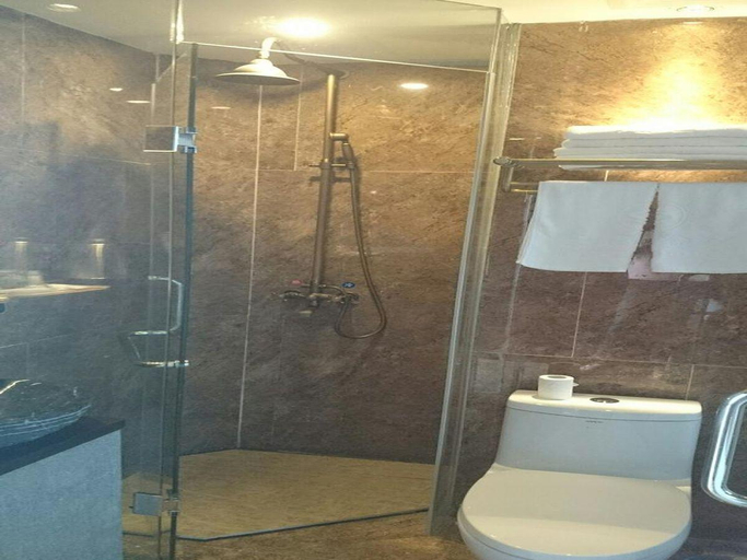 Bathroom 2, Taichi Hotel, Shiyan