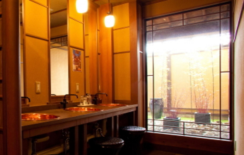 Bathroom 4, Ogoto-Spa Dantoukan Kikunoya Ryokan, Ōtsu