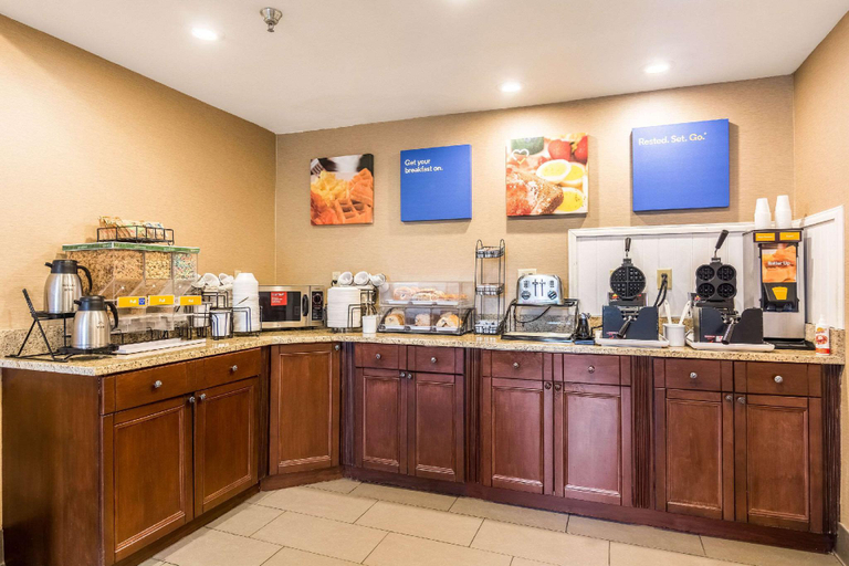 Others 5, Comfort Inn & Suites Staunton, Staunton