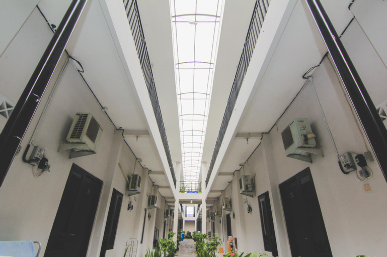 D'Paragon Pringwulung, Yogyakarta