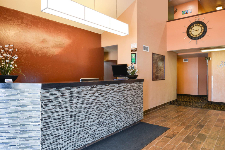 Public Area 2, Americinn By Wyndham Rawlins, Carbon