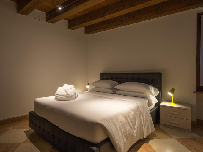 Verona Design, Verona