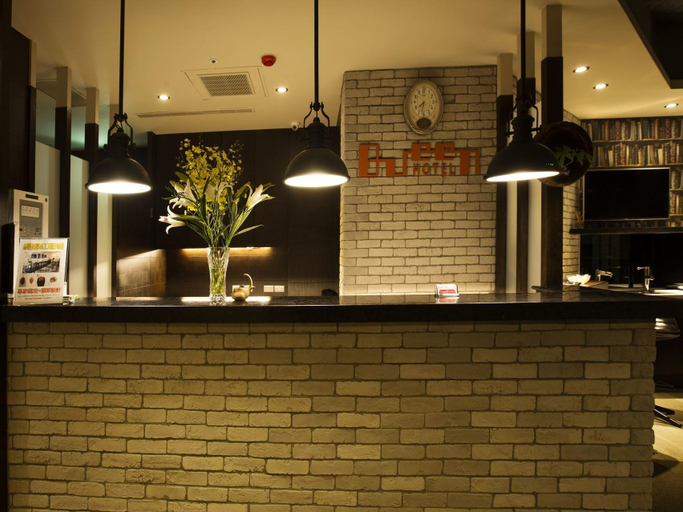 Food & Drinks, Queen Hotel II, Taipei City