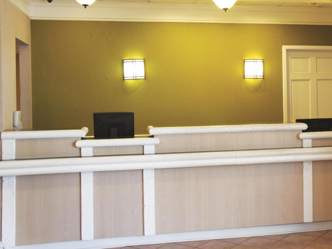 Public Area 2, Rodeway Inn Huntsville West, Walker