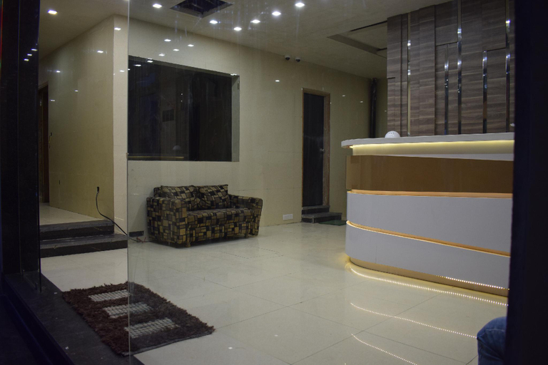 Public Area 2, Star Light Hotel, Amritsar