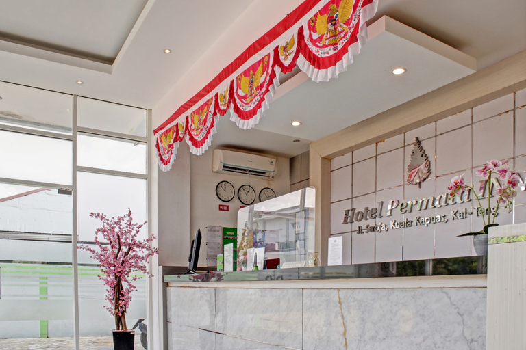 Public Area 2, Hotel O Permata Inn, Kapuas