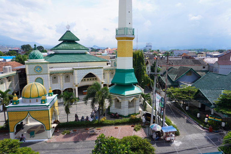 Exterior & Views 1, Guest House Yayasan Unisma, Malang