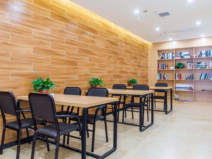 Food & Drinks, 7 Days Premium Changsha Environmental Science Park Yuntang Campus, Changsha