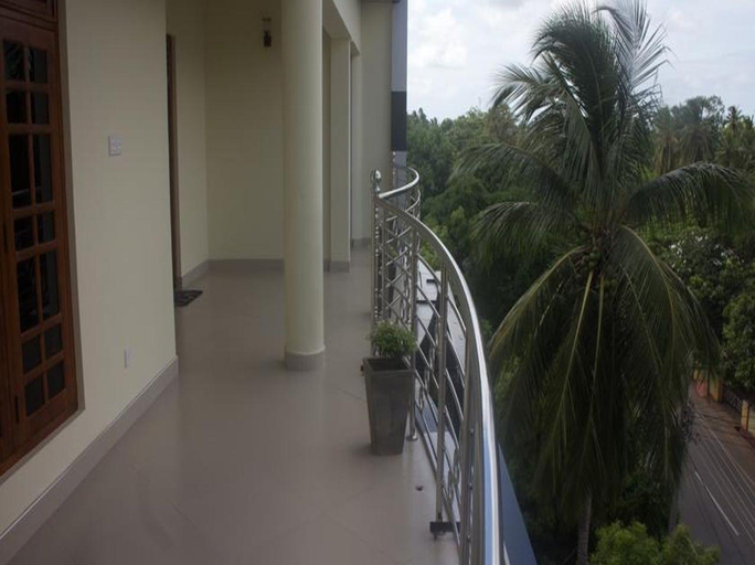Others 3, Hotel Mount Valley, Thissamaharama