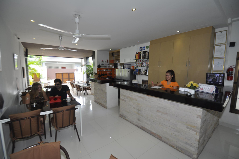 Food & Drinks 4, Duangjai Residence, Pulau Phuket