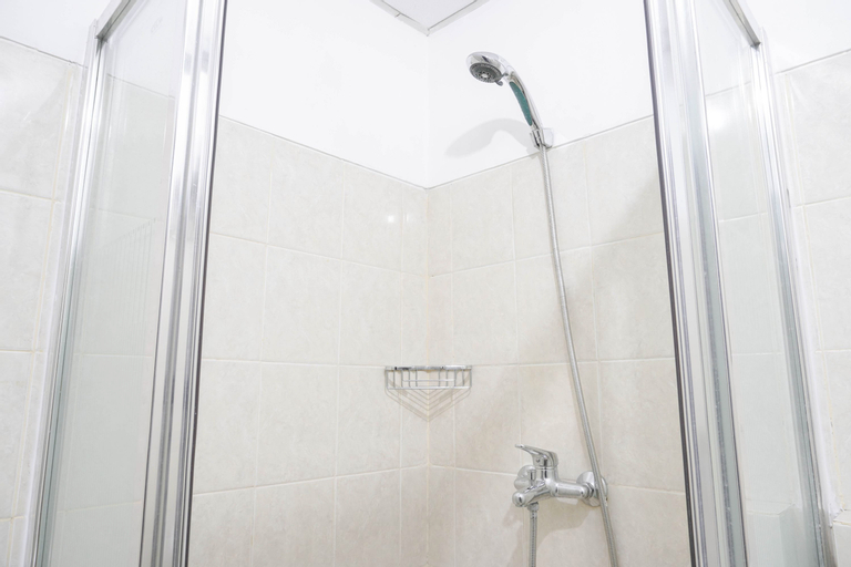 Bedroom 4, Well Appointed 1BR at The Wave Kuningan Apartment By Travelio, South Jakarta