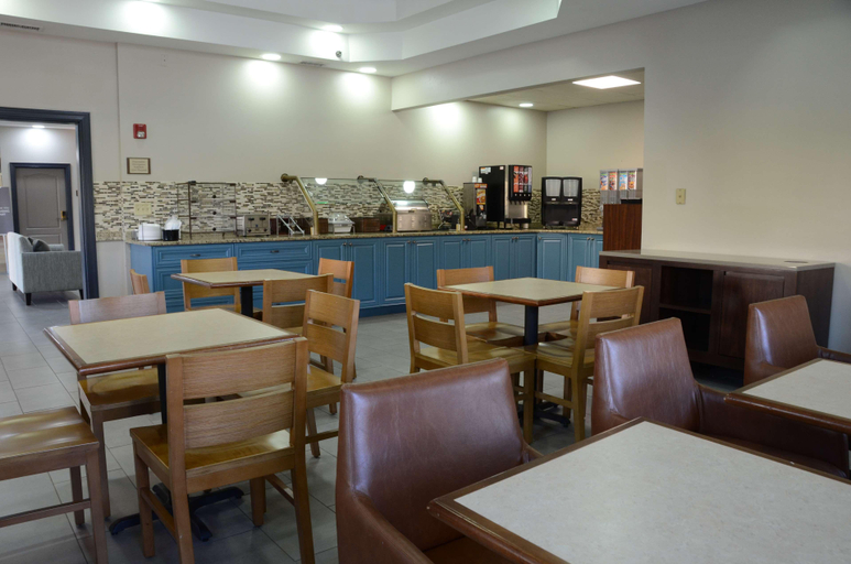 Food & Drinks 5, Country Inn & Suites By Radisson, Buford Mall, Gwinnett