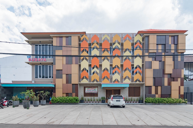 Exterior & Views 3, Sans Hotel Budaya Cirebon, Cirebon