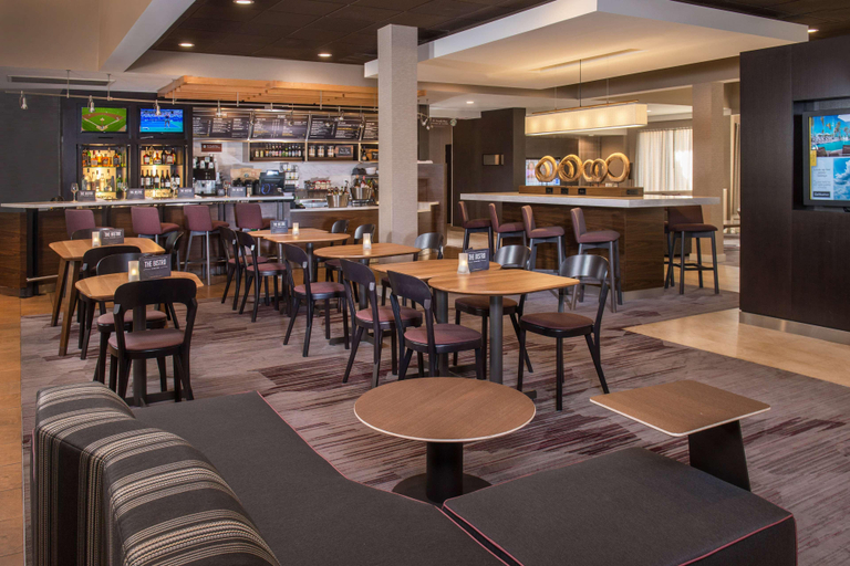 Food & Drinks 5, Sonesta Select Greenbelt College Park, Prince George's