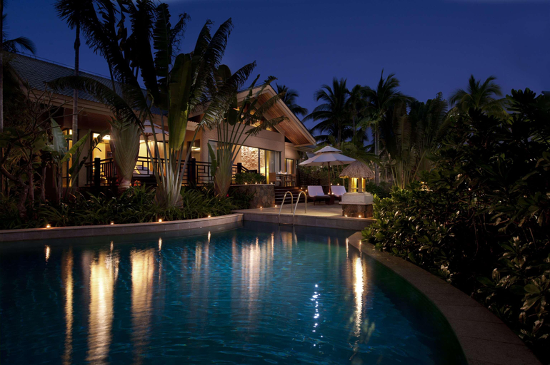 Swimming Pool 4