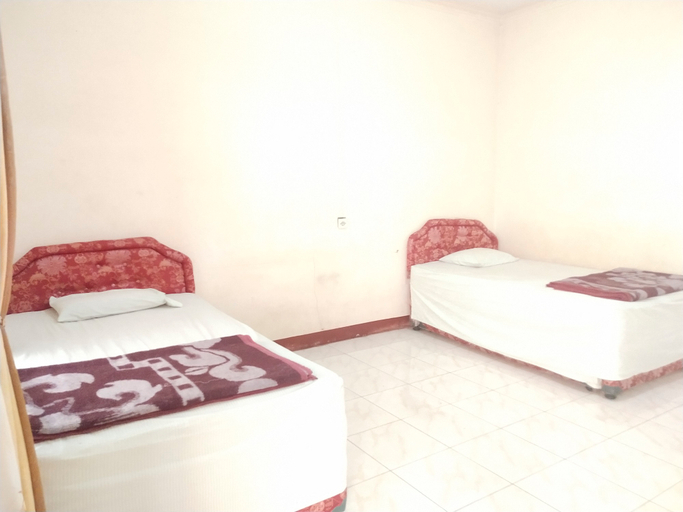 Bedroom 1, OYO 91061 Hotel Glory Tarutung, North Tapanuli