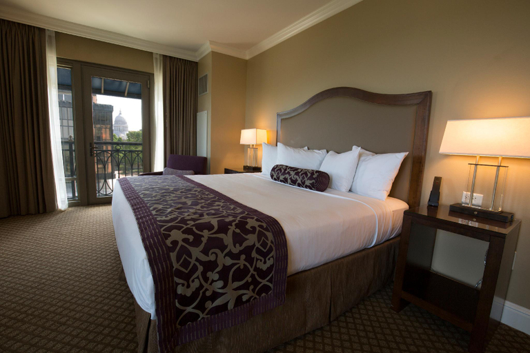 Bedroom 3, Edgewater Hotel, Dane