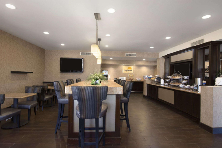 Food & Drinks 4, Days Inn by Wyndham Longview South, Gregg