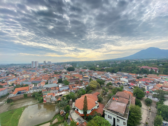 Exterior & Views 5, Private and Spacious Studio Room at Skyland City Jatinangor By Travelio, Sumedang